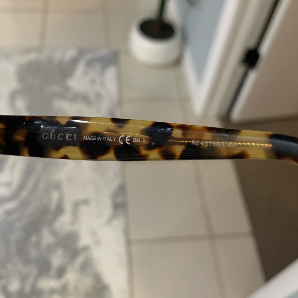 Sunglasses - Picture 5 of 7